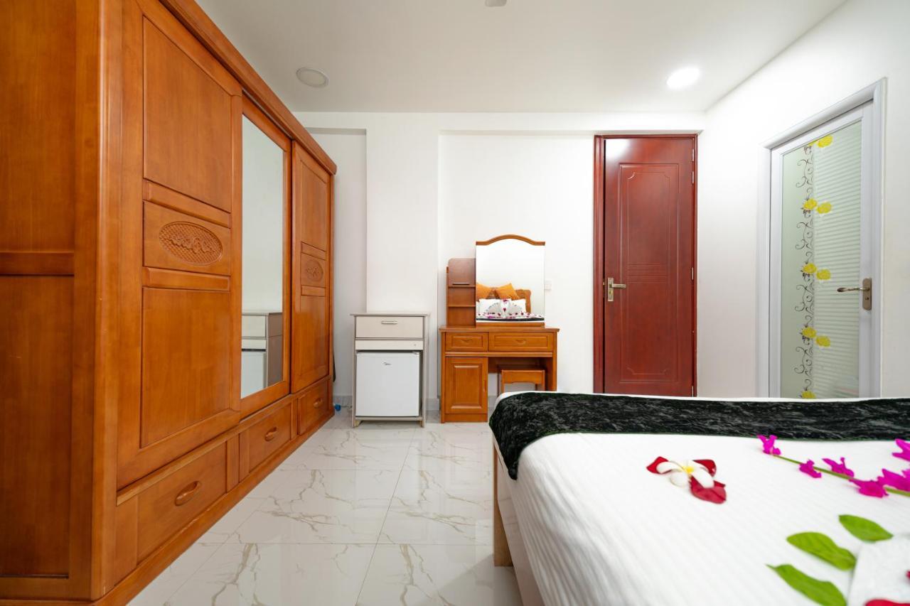 White Beach Holiday At Hulhumale' Exterior photo